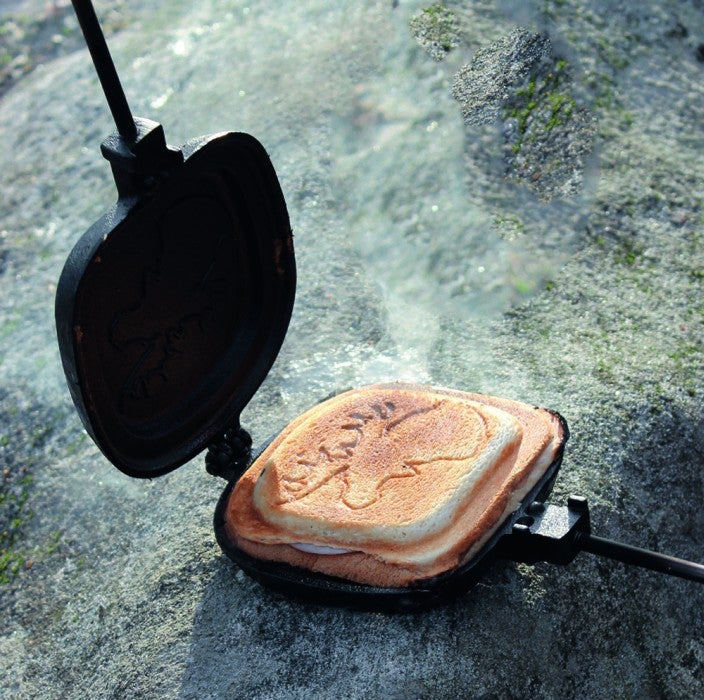 Grey Oak Voileip&auml;rauta Hirvikuviolla